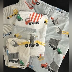 POTTERY BARN KIDS Organic Construction Twin Sheet + Duvet Set